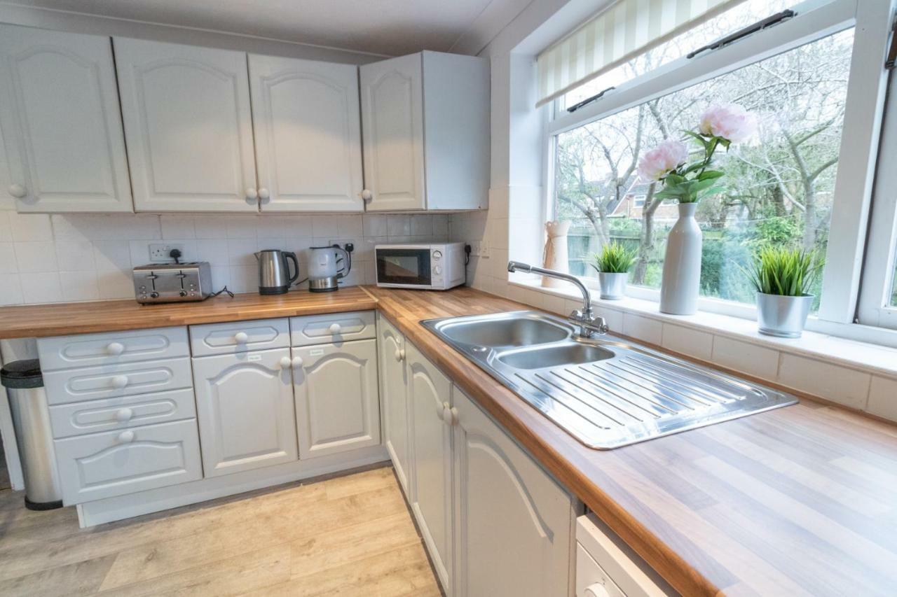 St Anne'S Serviced Accommodation - Bicester Oxfordshire Kültér fotó