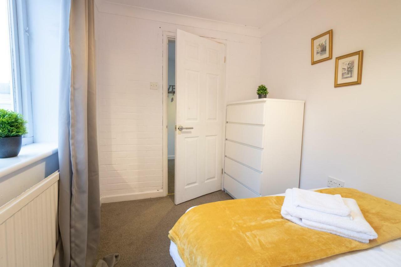 St Anne'S Serviced Accommodation - Bicester Oxfordshire Kültér fotó